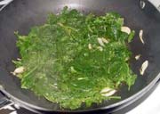 Broccoli Rabe con Aglio e Formaggio di Pecorino Romano