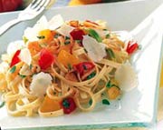 Fettuccine With Tricolor Tomatoes